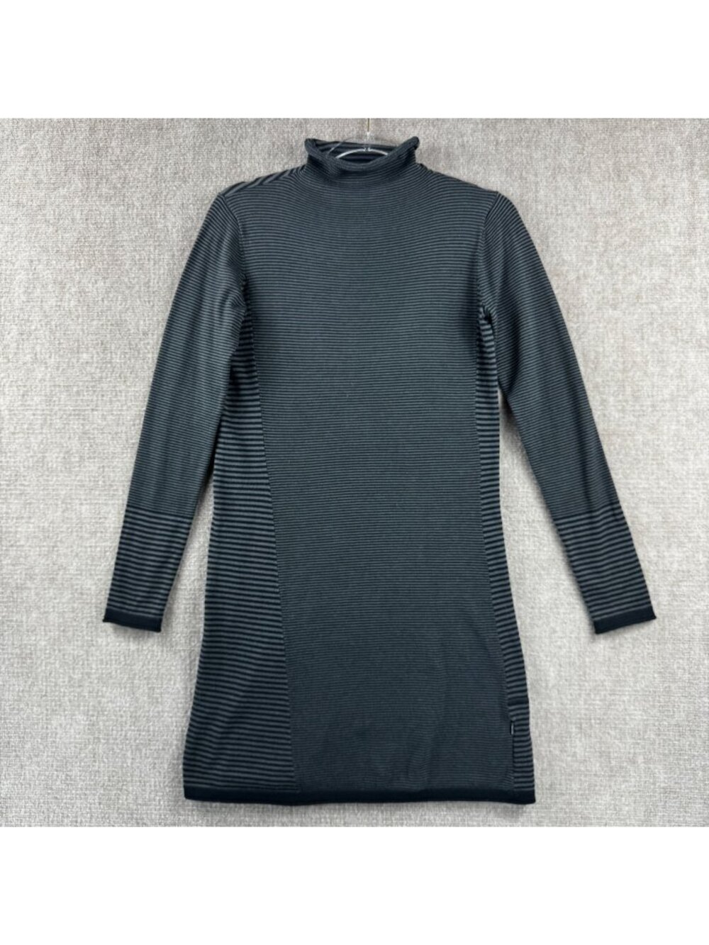 Title Nine Waybetta Turtleneck Sweater Dress XS Striped Gorpcore Winter Travel